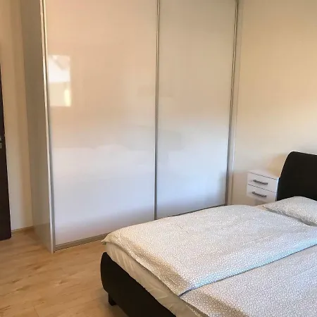 Panorama, 도노발리